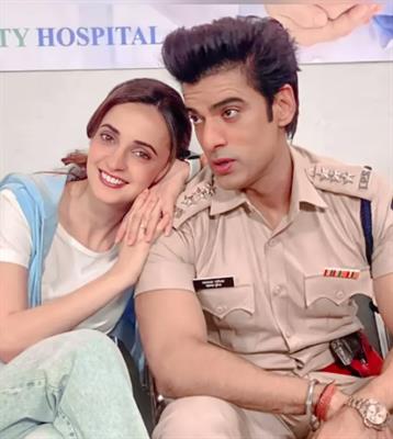 Voot crime thriller series Cyber Vaar mohit malik sanaya irani