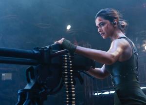 Deepika Padukone wields a Gattling gun in a jaw-dropping solo action sequence in Pathaan! 