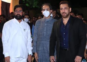 From Shri Uddhav Thackeray to Shri Eknath Shinde, Salman Khan and more! It was a star studded affair at the trailer launch of Dharmaveer!