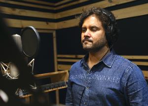 Apik : Javed Ali records an emotional song 