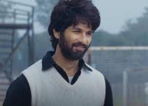 Shahid Kapoor starrer Jersey launches a new trailer at an exciting fan event