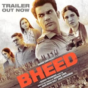 Bheed poster